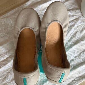 Tieks Leather Ballet Flats in Light Taupe with Teal Heel Tab